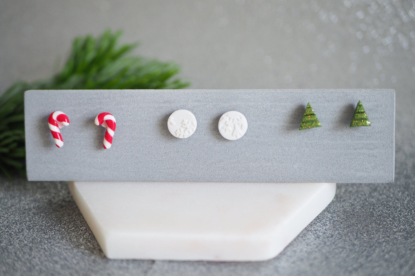 Mini Ohrstecker Set: dreierlei handgemachte Ohrringe für den Winter und Weihnachten aus Polymerton, weihnachtlicher festlicher Schmuck