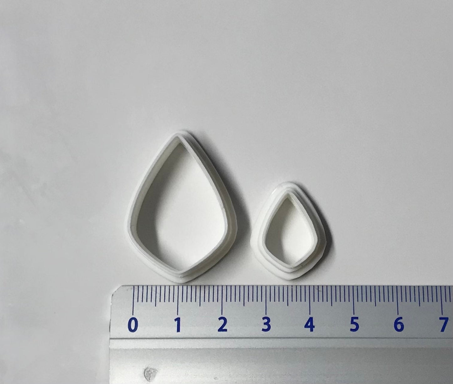 Ausstecher für Modelliermasse, verschiedene Größen 10-50mm, eckiger Tropfen Tränen, Cutter Werkzeug für Schmuckherstellung mit Fimo und Co.