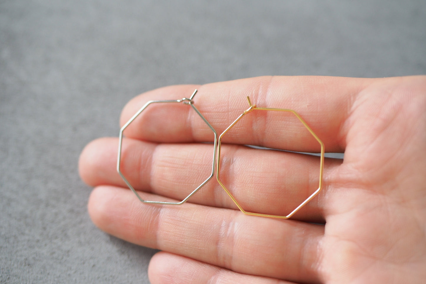 5 Paar achteckige Kreolen, minimalistisch und schlicht in Gold oder Silber, Schmuckzubehör