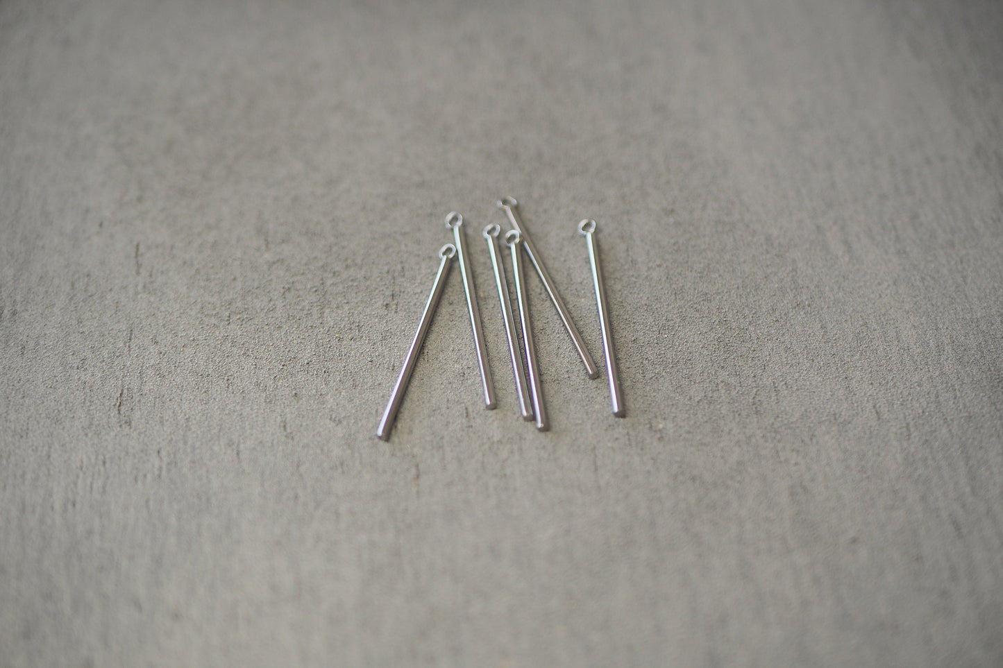 10 stabförmige Anhänger 30mm, Stab Stäbchen, gold oder silber, 18 Karat echt vergoldet, Schmuckzubehör