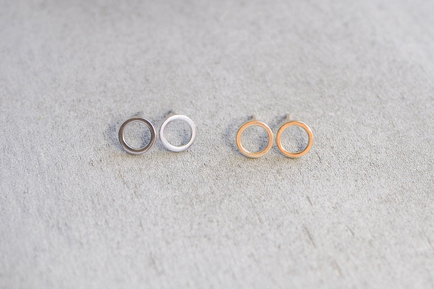 5 Paar Ohrstecker mit 10mm Ring, Messing vergoldet o. platiniert, Pin aus 925er Sterling Silber, Schmuckzubehör Ohrhaken