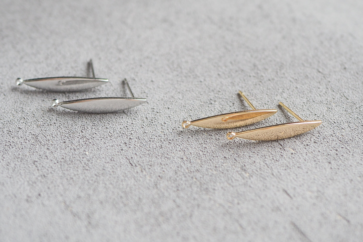 5 Paar Ohrstecker 21x8mm, echt vergoldet bzw. platiniert, spitzes langes Oval Horse Eye, Schmuckzubehör