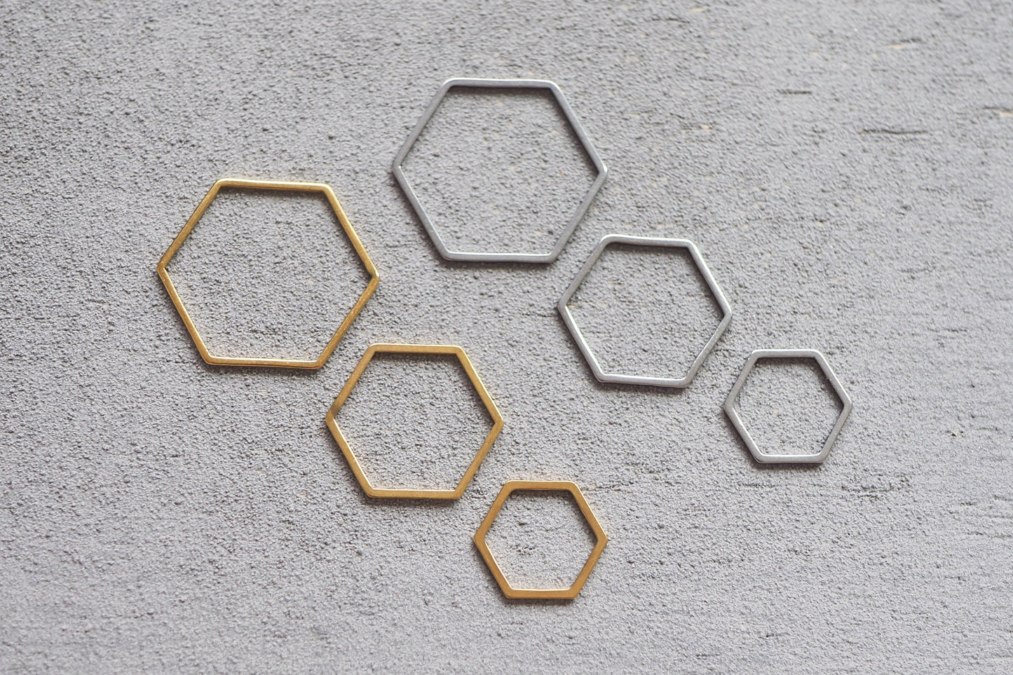 10 sechseckige Anhänger o. Verbinder aus Edelstahl, 12mm, 16mm o. 20mm, Sechseck Hexagon hohl, Gold oder Silber, Schmuckzubehör