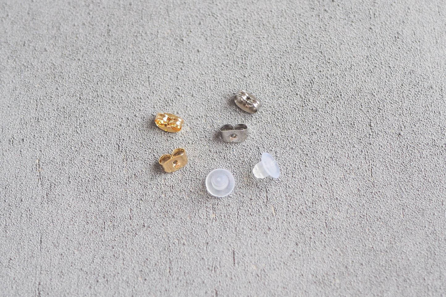 3 Paar Ohrstecker 22x18mm, gedrehte Halb-Kreolen echt vergoldet bzw. platiniert, Oval Ring gedreht, Schmuckzubehör