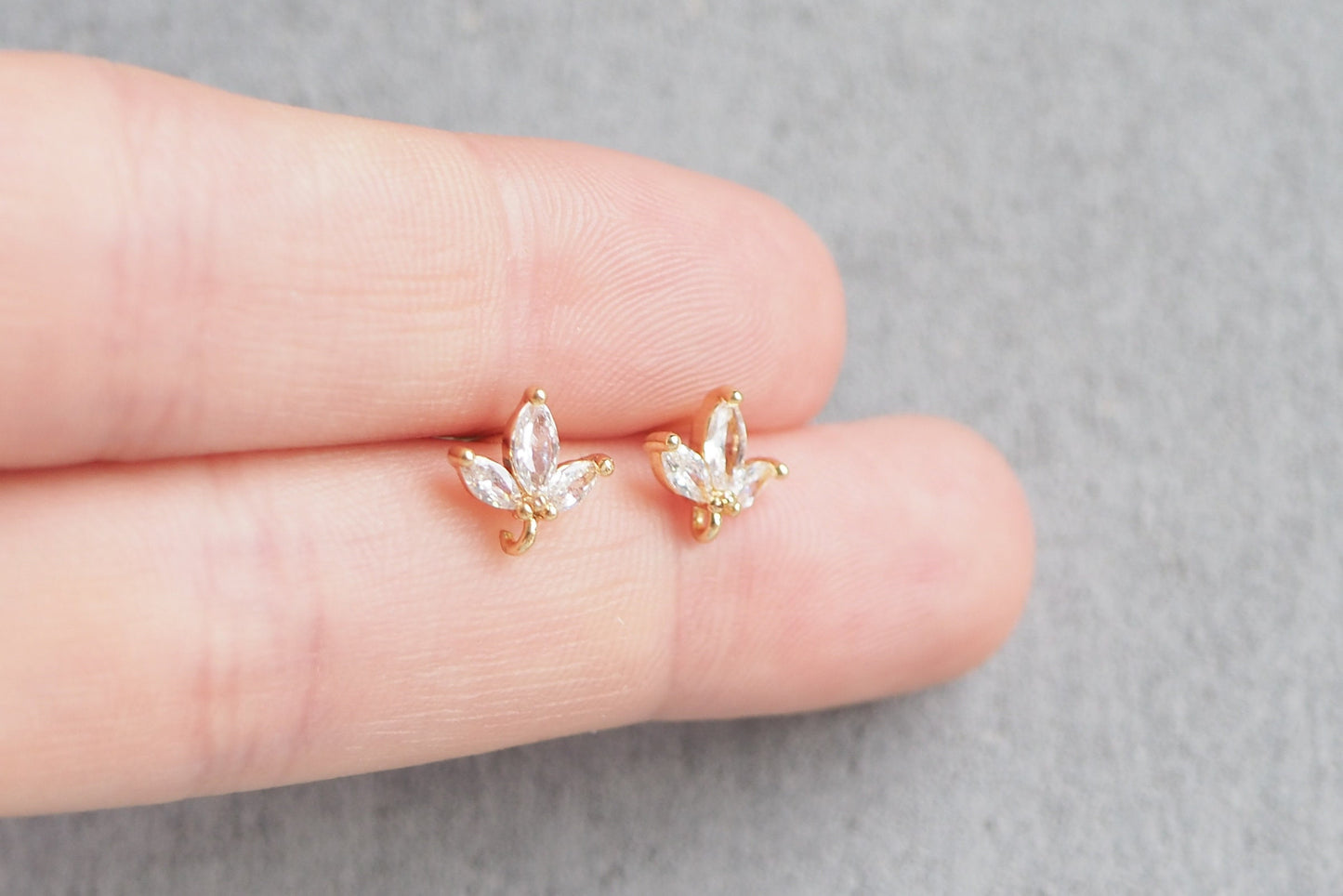 3 Paar süße Ohrstecker 8mm, echt vergoldet, Pin aus 925er Sterling Silber, Oval Ring Sonne Strahlen, Schmuckzubehör