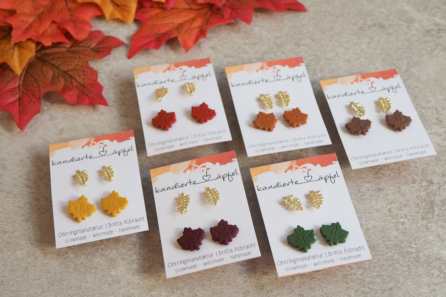 Ohrstecker Set: 2 Paar Ohrringe in Herbsfarben, Ahorn Blatt Herbst, Rot Orange Geld Grün Braun Bordeaux