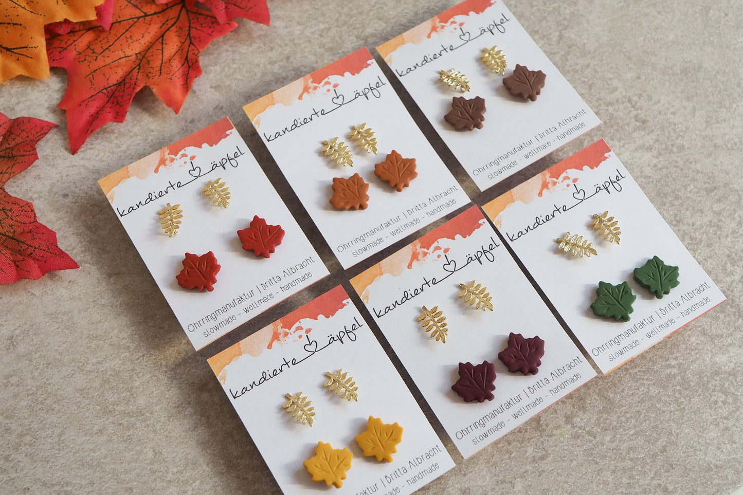 Ohrstecker Set: 2 Paar Ohrringe in Herbsfarben, Ahorn Blatt Herbst, Rot Orange Geld Grün Braun Bordeaux