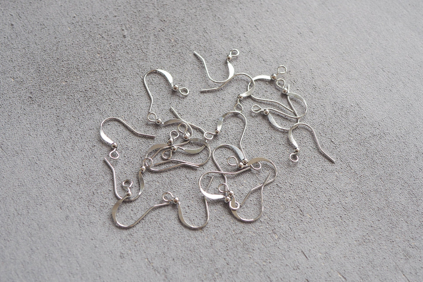 10 Paar Ohrhaken mit Öse, minimalistisch und schlicht in Gold, Silber oder Roségold, Schmuckzubehör Ohrringe DIY Fischerhaken