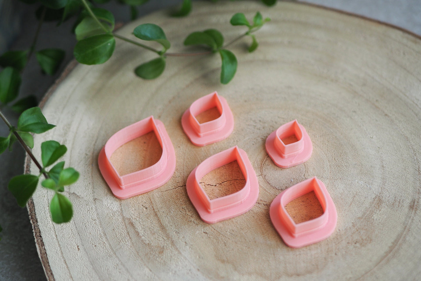 Ausstecher für Modelliermasse, eleganter Tropfen, Cutter Werkzeug für Schmuckherstellung mit Fimo und Co.