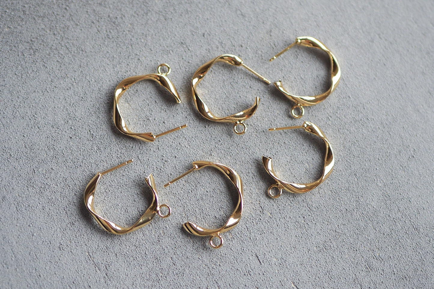 3 Paar Ohrstecker 22x18mm, gedrehte Halb-Kreolen echt vergoldet bzw. platiniert, Oval Ring gedreht, Schmuckzubehör