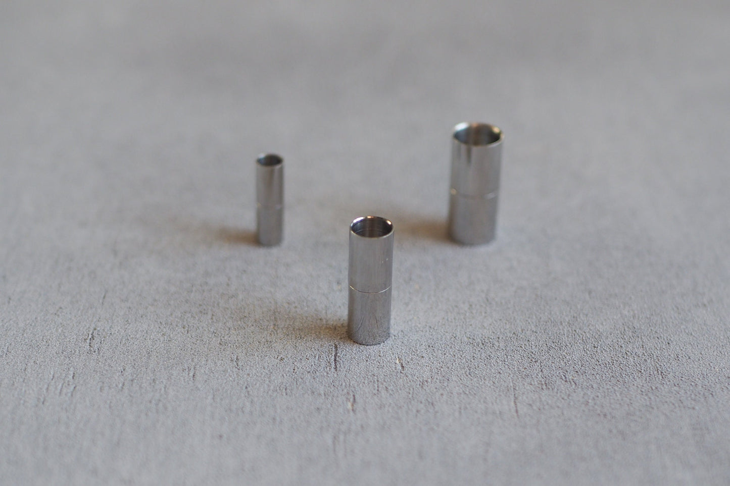 5 Kettenverschlüsse aus Edelstahl, magnetisch, Zylinderform, 4mm, 6mm oder 8mm Lochgröße, Schmuckzubehör