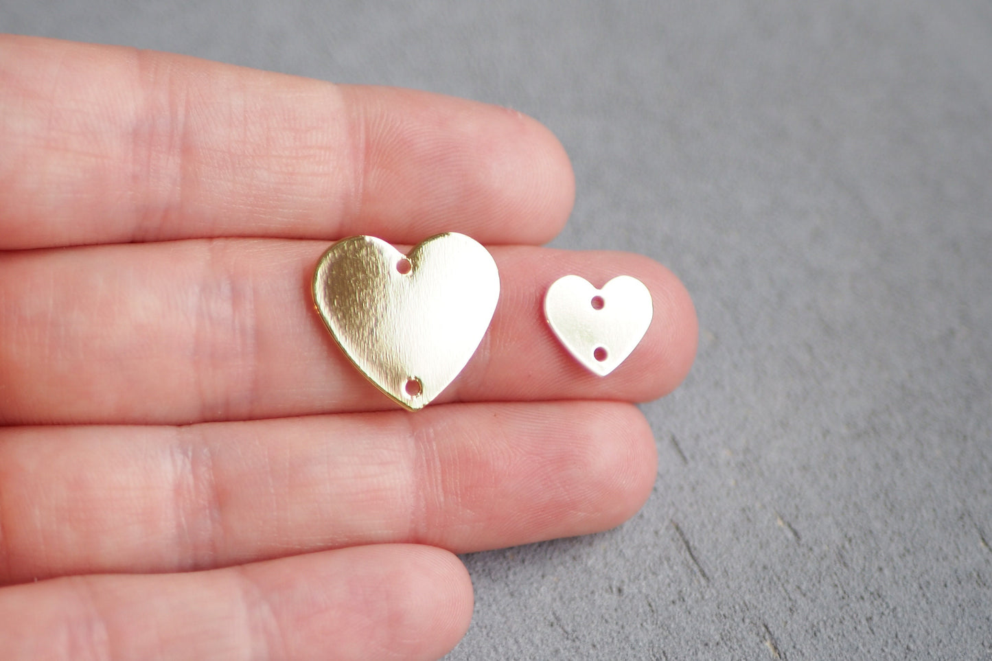 10 Herz Verbinder, 11mm o. 18mm, echt vergoldetes Messing, Valentinstag Liebe Schmuckzubehör 18 Karat Gold