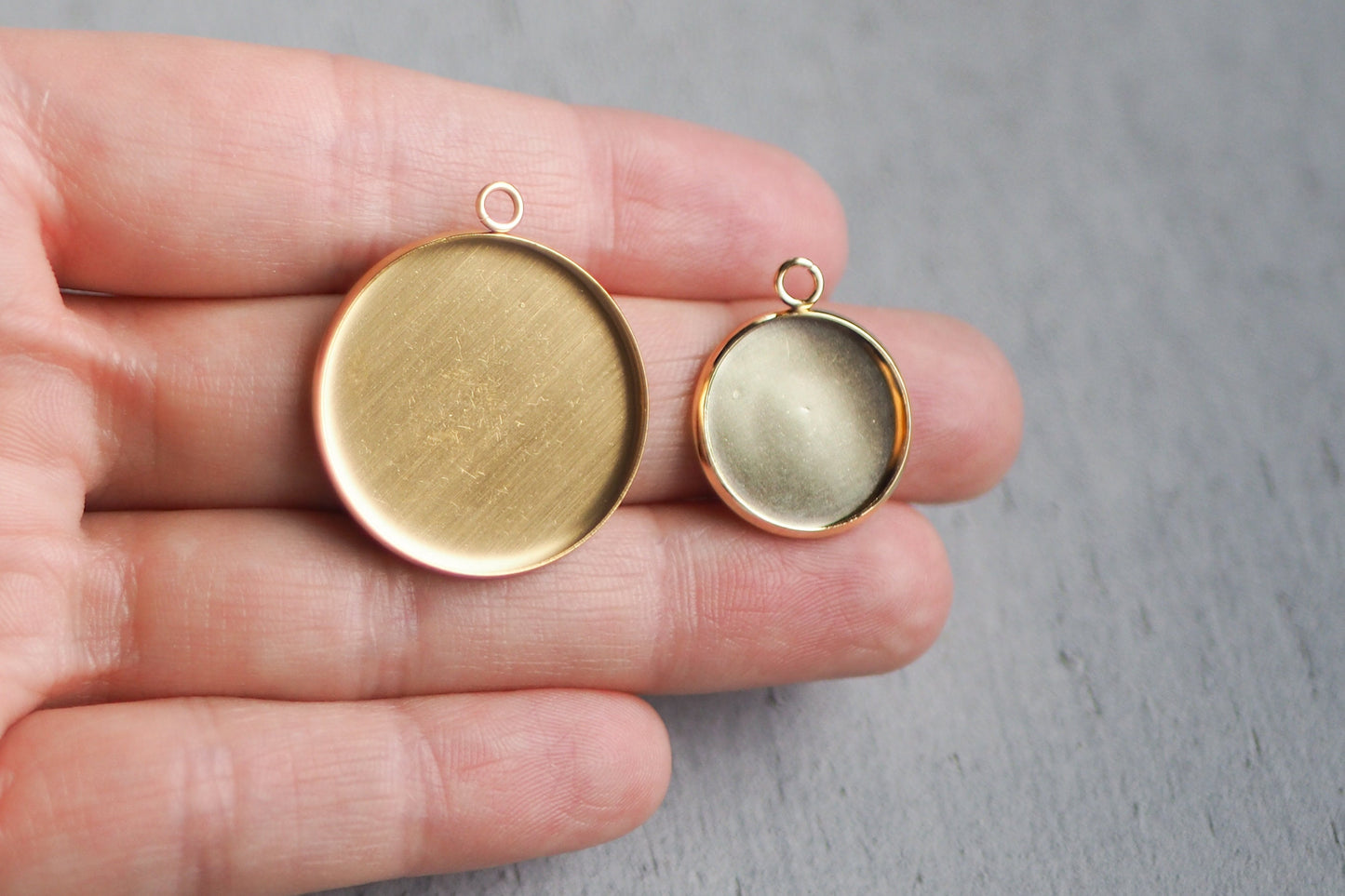 5 Anhänger Fassungen für Ketten aus Edelstahl in gold, silber, Roségold oder schwarz, 16mm oder 25mm, Rohling Halskette Schmuckzubehör