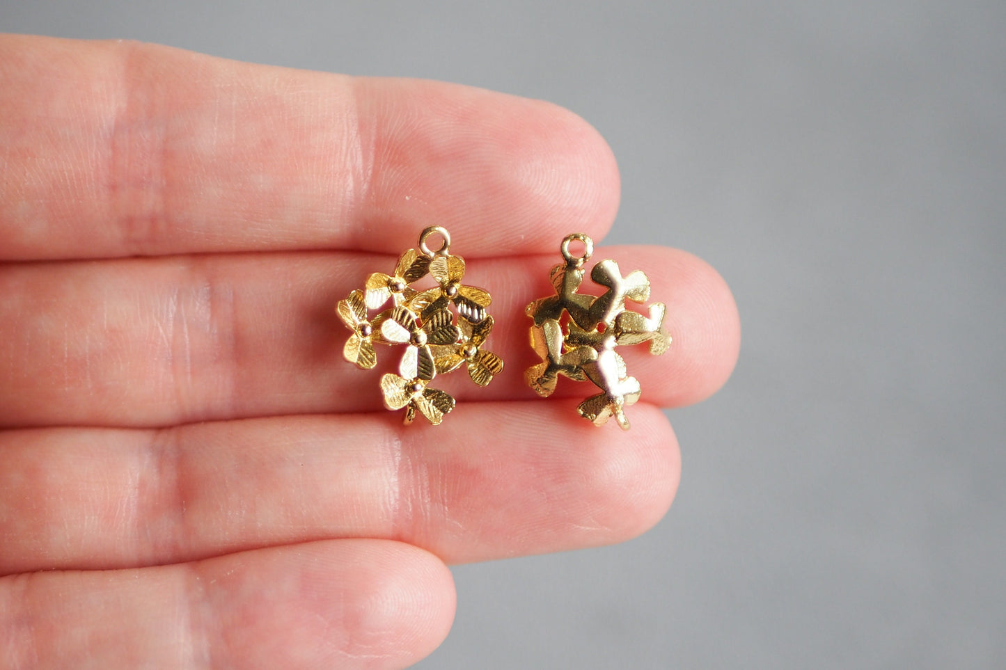 10 Verbinder aus Rohmessing, Blüte Blume Alami, Anhänger Charm Metallelement Schmuckzubehör