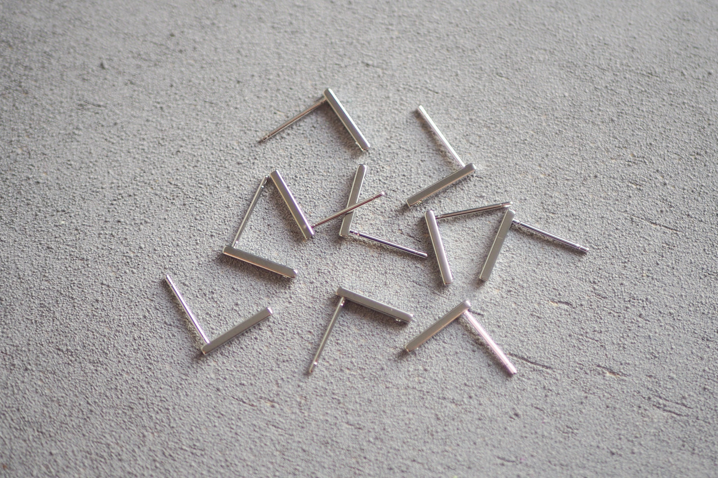 5 Paar Stab-Ohrstecker aus Messing, echt vergoldet o. platiniert, Gold oder Silber, minimalisch, modern, zeitlos, Schmuckzubehör Ohrringe