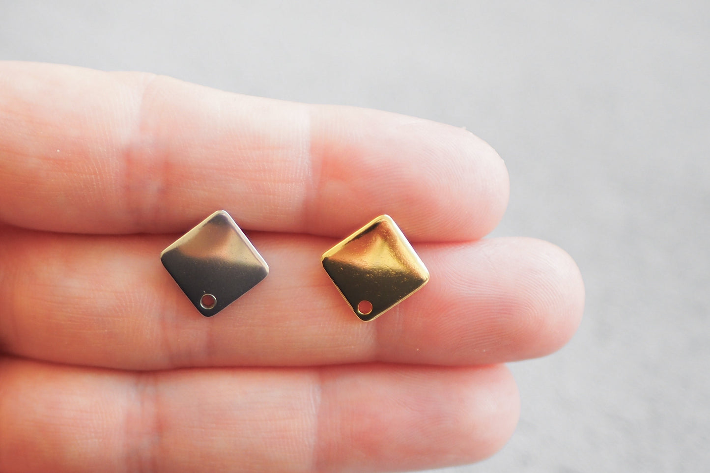 5 Paar eckige Ohrstecker aus Edelstahl, Gold oder Silber, gebogenes Quadrat, quadratsich minimalistisch geometrisch schlicht, Schmuckzubehör