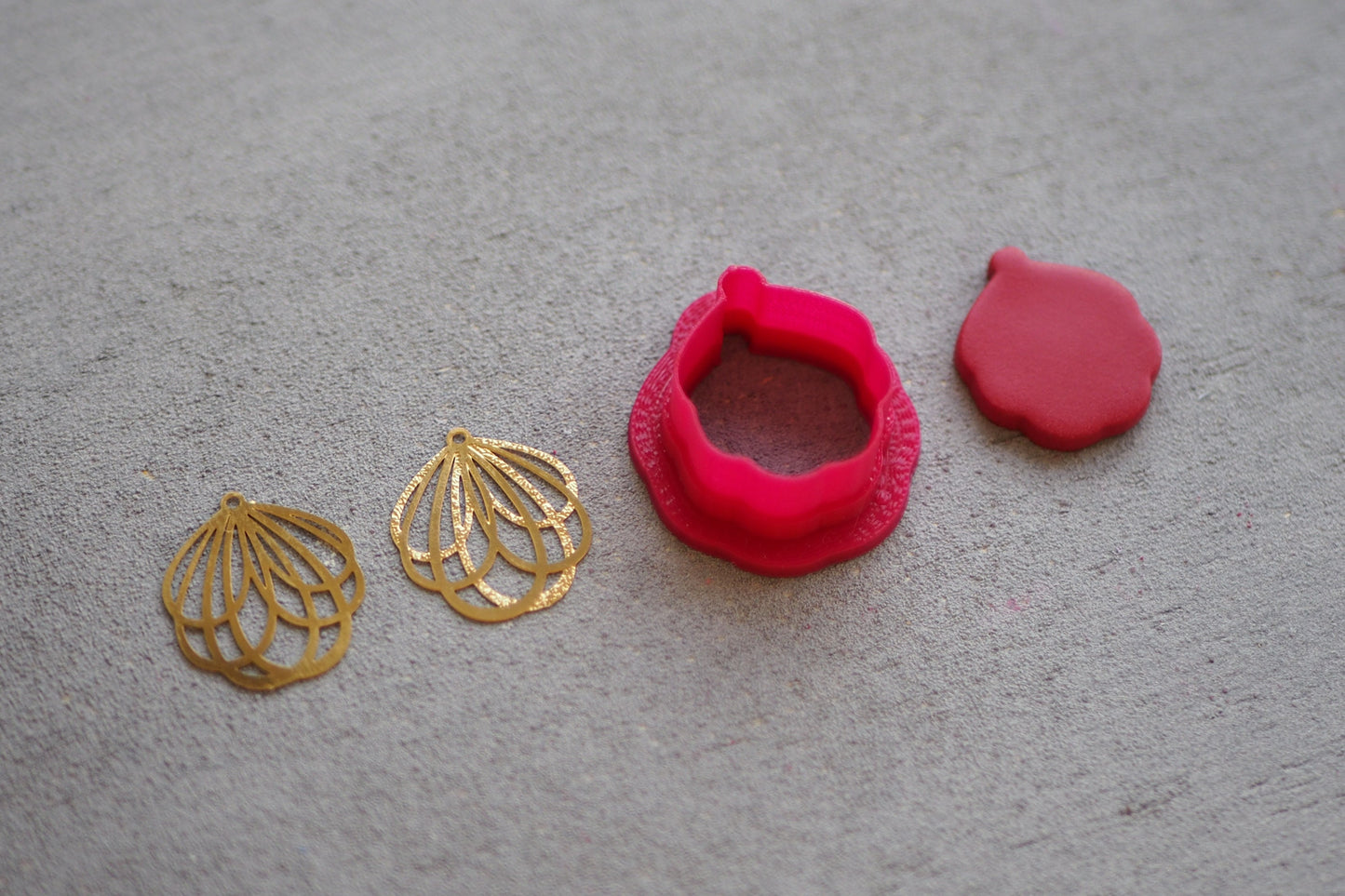 Ausstecher für Polymer Ton (Fimo, Sculpey, Cernit etc), Fächer Kringel filigran, Cutter Werkzeug für Schmuckherstellung mit Fimo und Co.