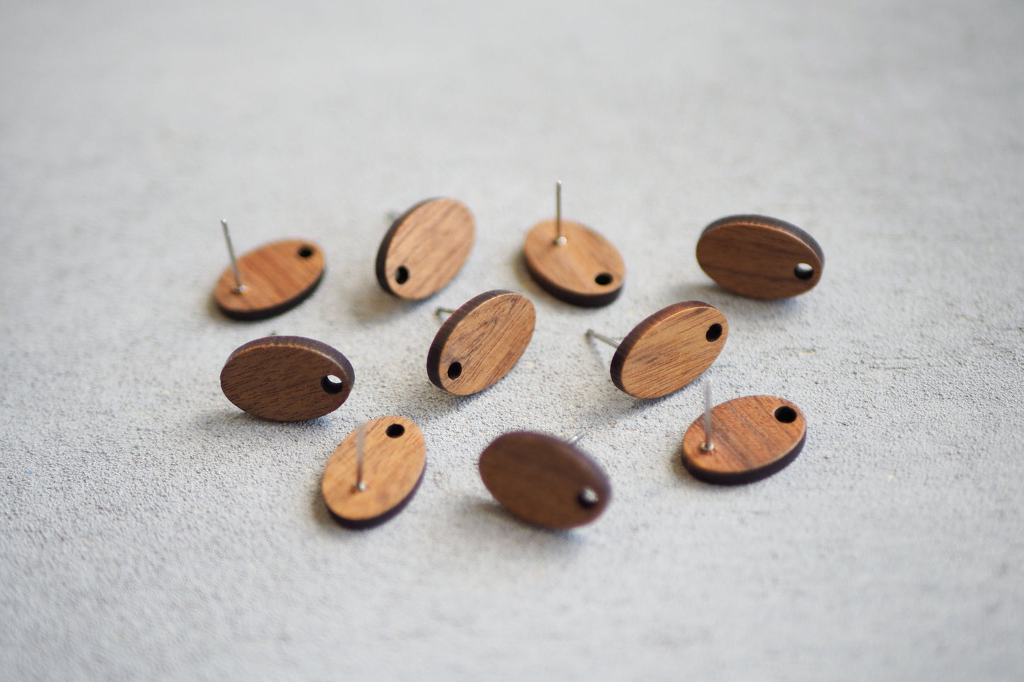 10x Holz Ohrstecker oval, 15mm / 27mm, Schmuckzubehör für DIY Schmuck, Oval Walnuss Holz Ohrringe Ohrschmuck