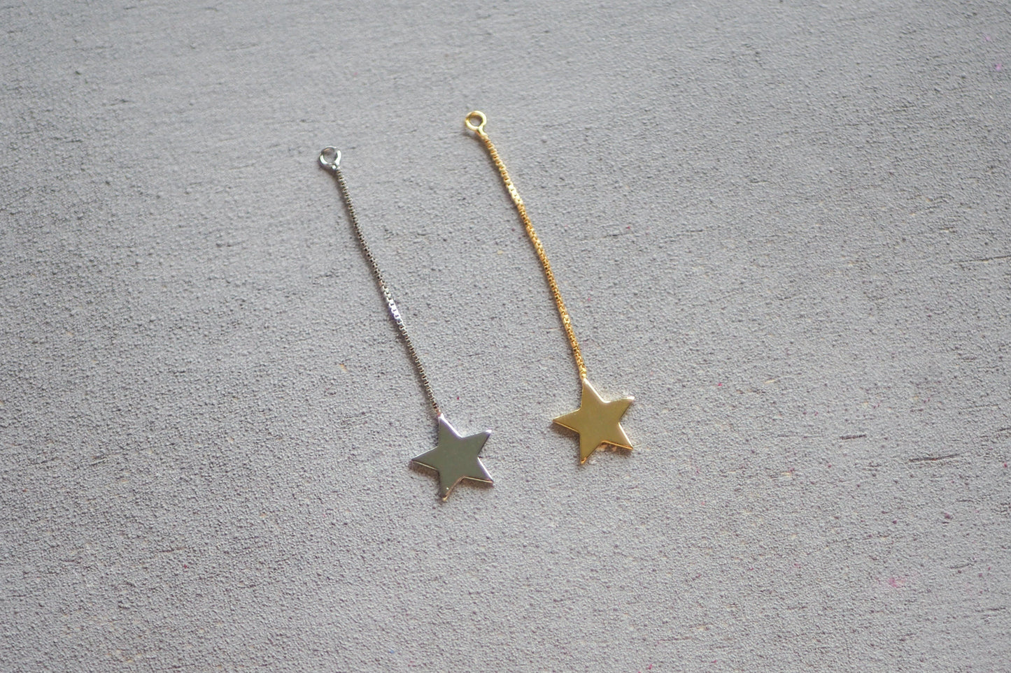 10 Stern Anhänger an Kette aus Messing, echt vergoldet o. platiniert, 56mm x 12mm, Weihnachten Sterne Ketten, Schmuckzubehör Gold Silber