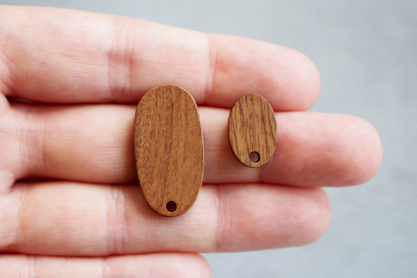 10x Holz Ohrstecker oval, 15mm / 27mm, Schmuckzubehör für DIY Schmuck, Oval Walnuss Holz Ohrringe Ohrschmuck