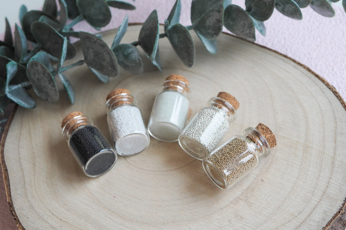 Mikroperlen aus Glas zur Schmuckherstellung mit Polymeton (FIMO), 0,6-0,8mm, Gold Silber Weiß Schwarz, 10g Micro Perlen Caviar Bubble Beads