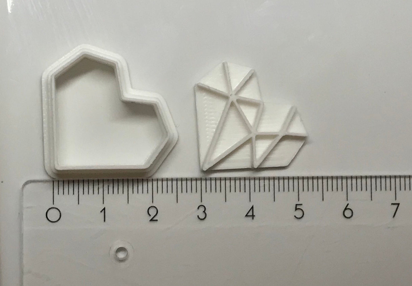 Ausstecher Cutter Form für Modelliermasse, Origami  Herz mit passendem Stempel, Werkzeug für Schmuckherstellung mit Fimo und Co.