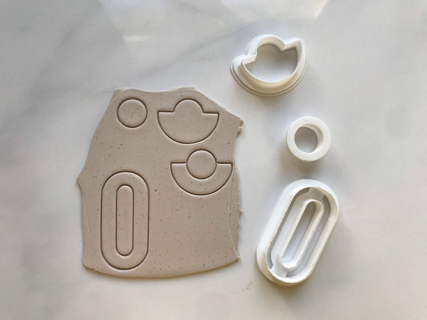 Geometrische Ausstecher für Modelliermasse, Polymer Ton Cutter, Set mit drei Formen, Werkzeug für Schmuckherstellung mit Fimo und Co.
