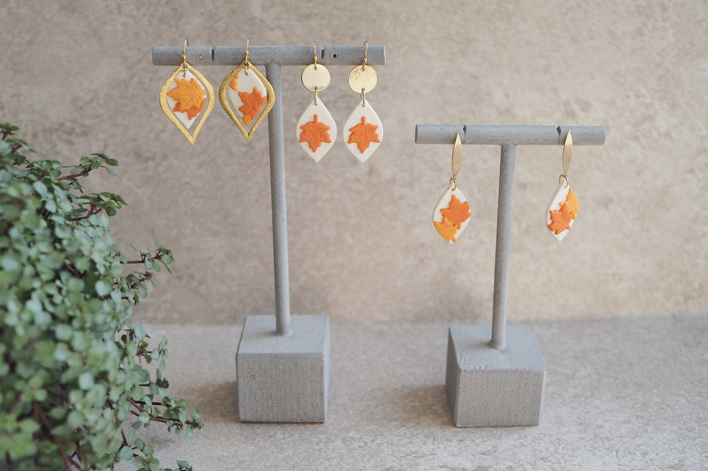 Handgemachte Ohrringe aus Polymer Ton, HERBST KOLLEKTION, Oliv Grün Blätter, Handgefertigter Fimo Schmuck