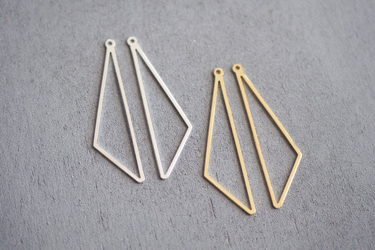 6 dreieckige Anhänger aus Messing, 57mm lang, 24 Karat vergoldet o. 925er versilbert, geometrisch Dreieck minimalistisch, Schmuckzubehör