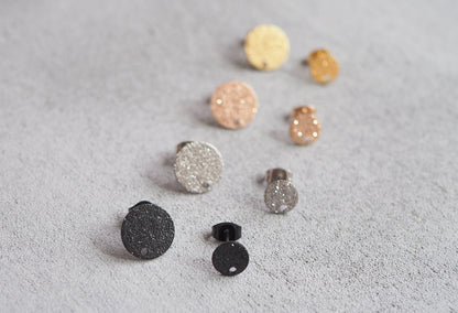 5 Paar Ohrstecker in 8mm/12mm, strukturierte Plättchen Edelstahl, Gold Silber Roségold Schwarz, Schmuckzubehör