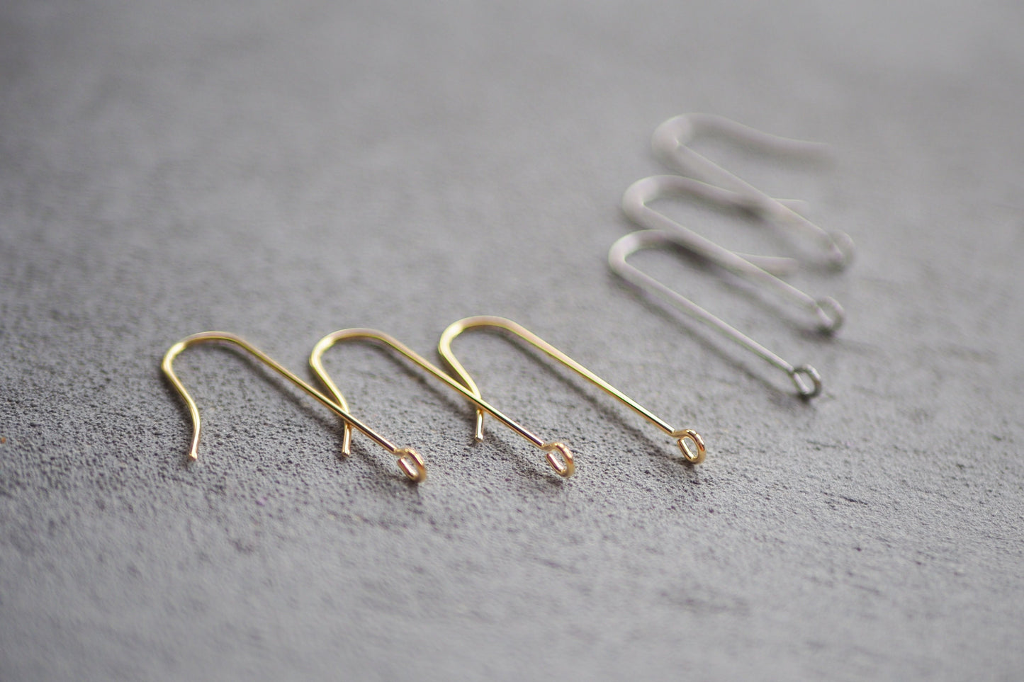 10 Paar lange Ohrhaken mit horizontaler Öse aus Edelstahl, minimalistisch und schlicht in Gold und Silber, Schmuckzubehör
