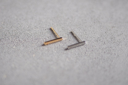 5 Paar Stab-Ohrstecker aus Messing, echt vergoldet o. platiniert, Gold oder Silber, minimalisch, modern, zeitlos, Schmuckzubehör Ohrringe