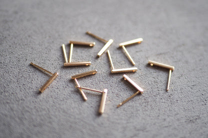 5 Paar Stab-Ohrstecker aus Messing, echt vergoldet o. platiniert, Gold oder Silber, minimalisch, modern, zeitlos, Schmuckzubehör Ohrringe