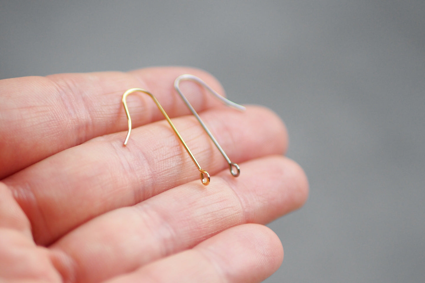 10 Paar lange Ohrhaken mit horizontaler Öse aus Edelstahl, minimalistisch und schlicht in Gold und Silber, Schmuckzubehör