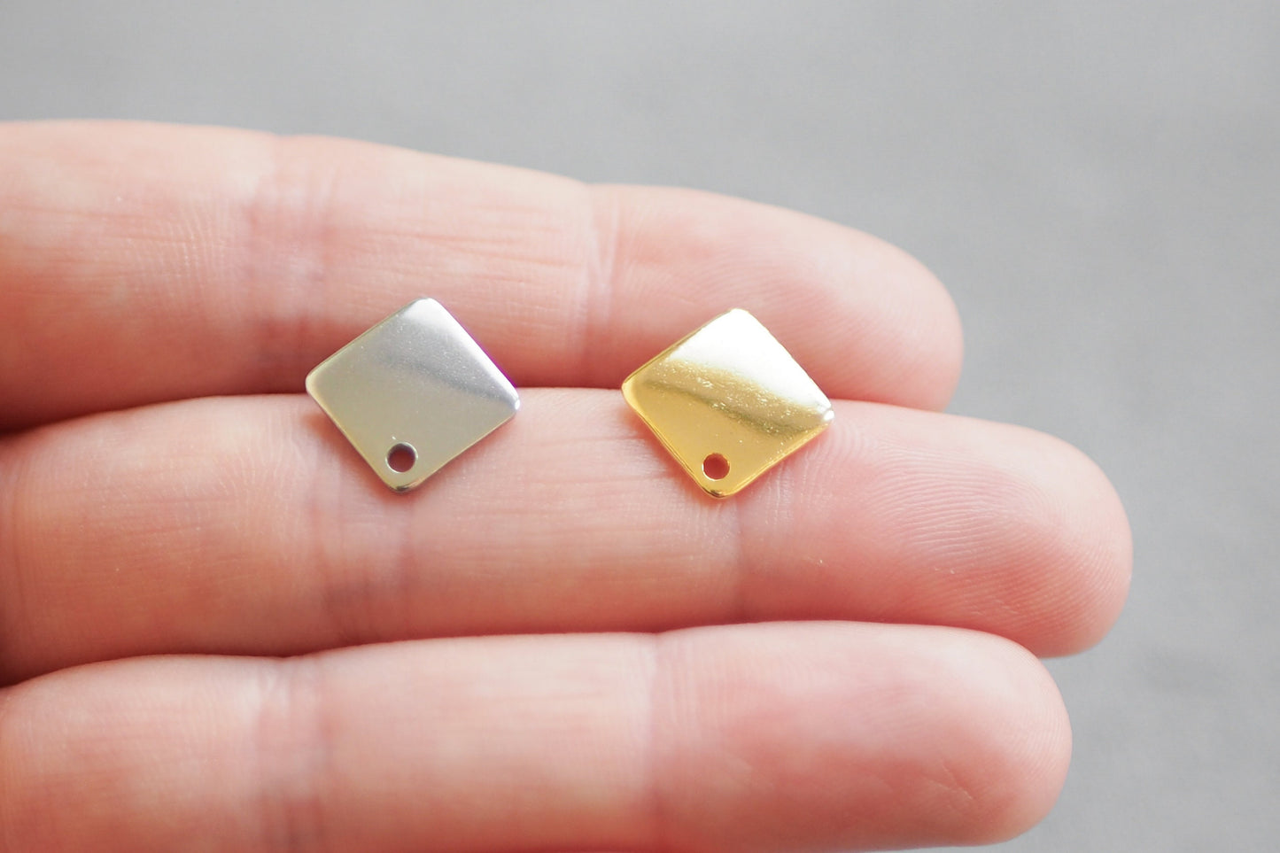 5 Paar eckige Ohrstecker aus Edelstahl, Gold oder Silber, gebogenes Quadrat, quadratsich minimalistisch geometrisch schlicht, Schmuckzubehör