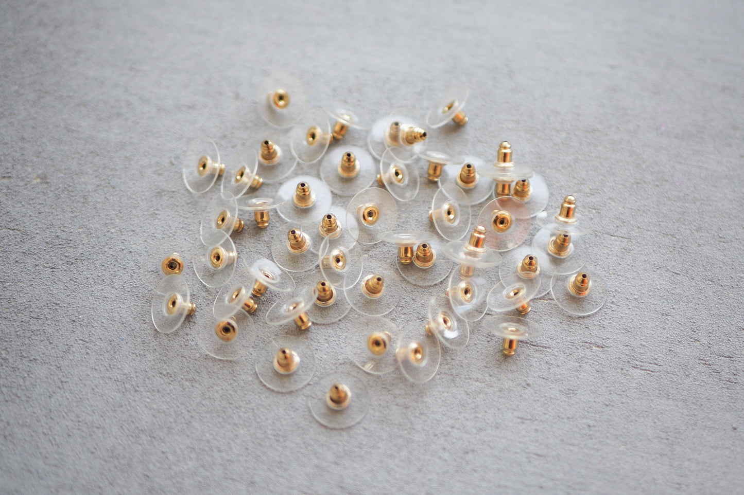 50x Verschlüsse für Ohrstecker, Ohrmutter Stöpsel Poussette Verschluss Nut, Edelstahl, Messing oder Silikon, echt vergoldet, Schmuckzubehör