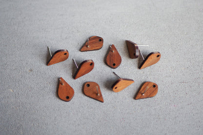 10x Holz Ohrstecker eckige Tropfen, 17mm x 11mm, Schmuckzubehör für DIY Schmuck, Walnuss Holz Ohrringe Ohrschmuck